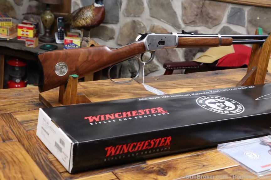 Winchester John Wayne 1892 High Grade Carbine in Box Mint 44-40 WCF -img-1