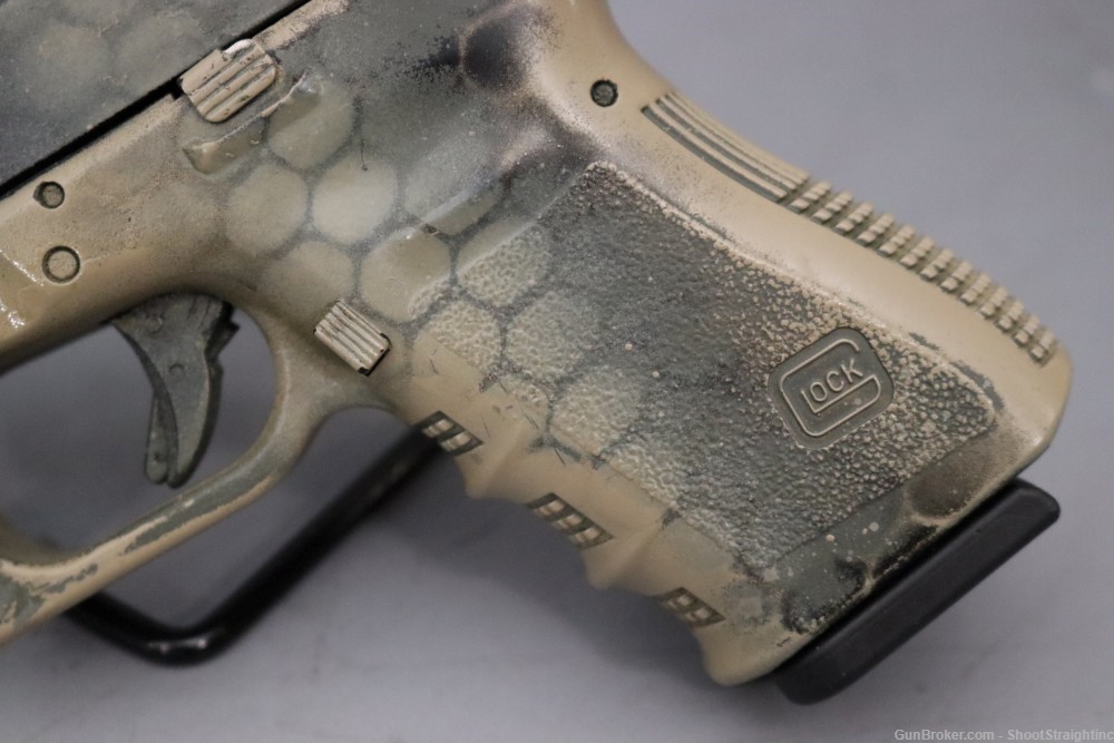 Glock 23 Gen3 40S&W 4" w/ Painted Finish-img-4