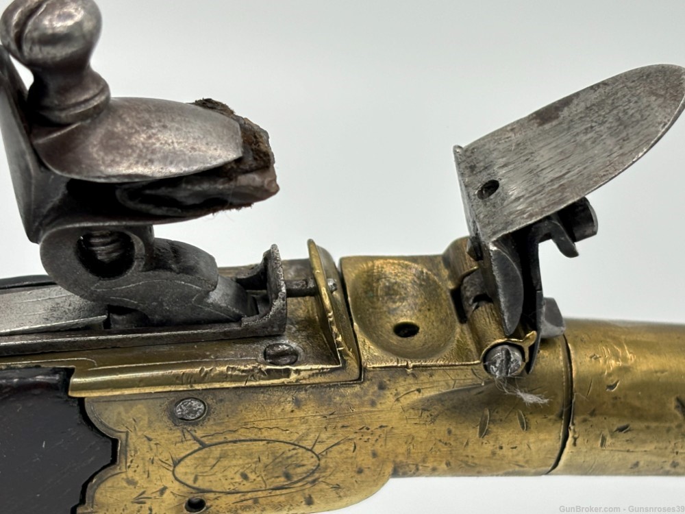 Rare Antique 1780’s English Brass frame Boxlock Flintlock pocket pistol-img-11