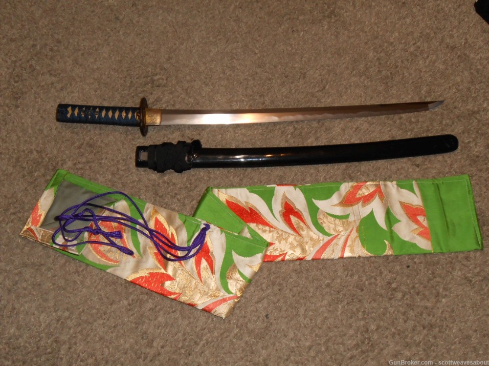 Antique Japanese Katana Samurai Wakizashi Sword Signed Yoshitake-img-2