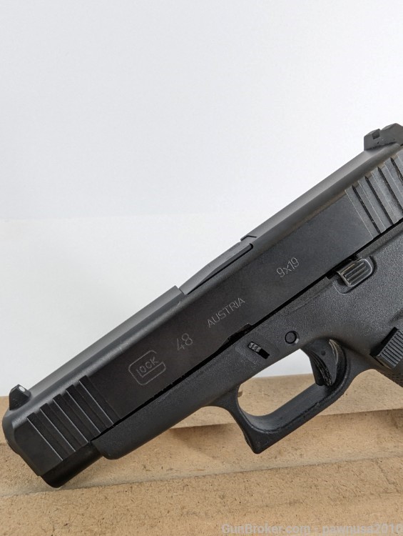 Glock G48 9mm w/ 2 Magazines & Case-img-3