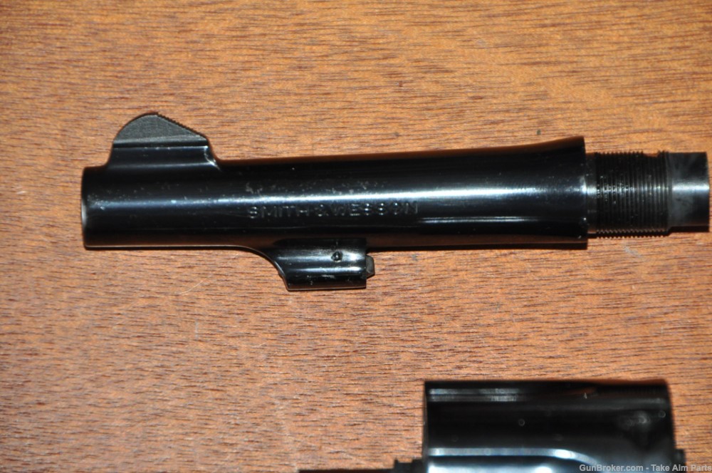 Smith & Wesson 10-7 38spl Barrel & Cylinder-img-1