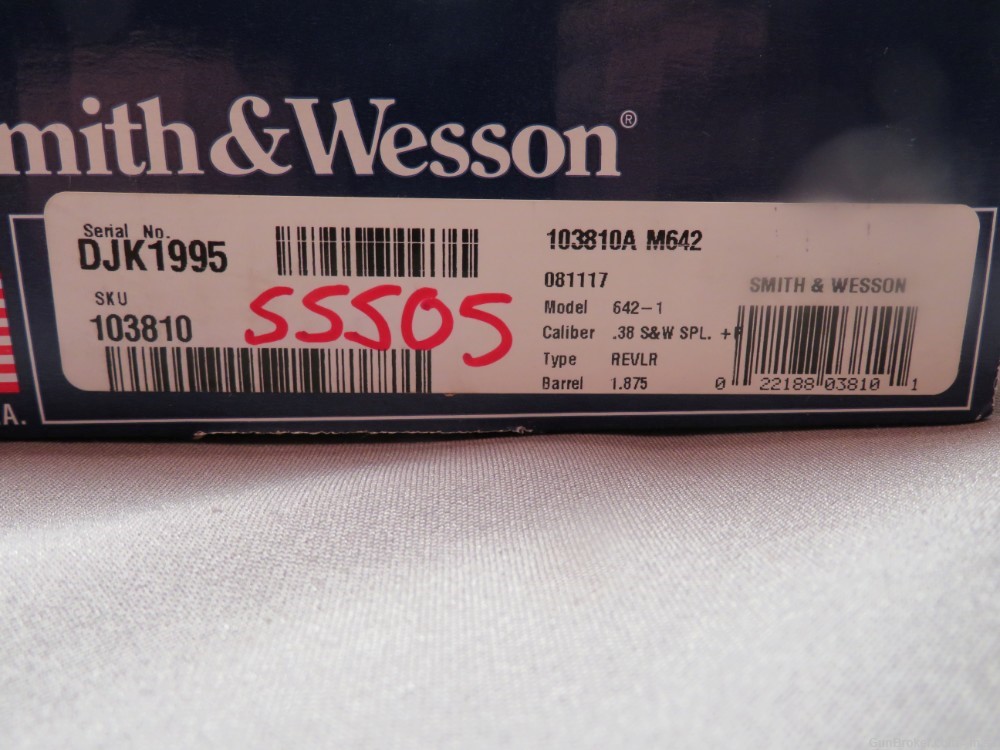 Smith & Wesson M 642 Airweight .38 Spl + P LNIB-img-19