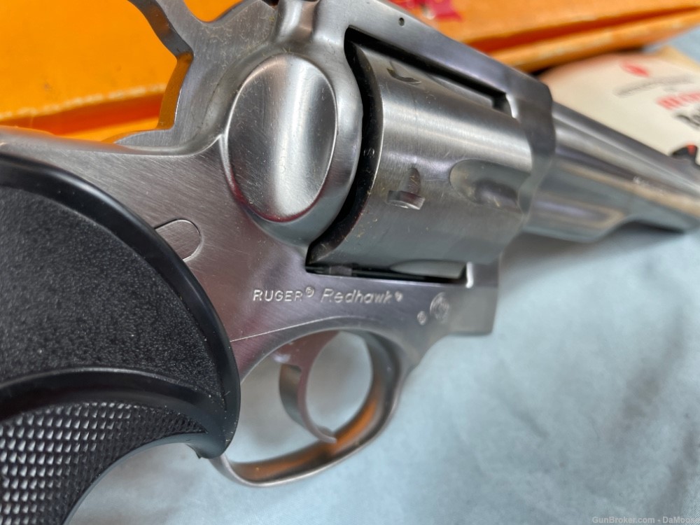 Ruger Stainless Redhawk .44 Magnum 5.5" + Presentation Grips  (sp) -img-16