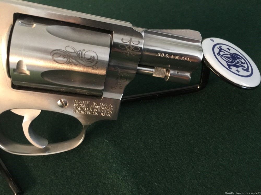 Smith and Wesson / S&W Model 60 Factory Engraved - Very Nice-img-12