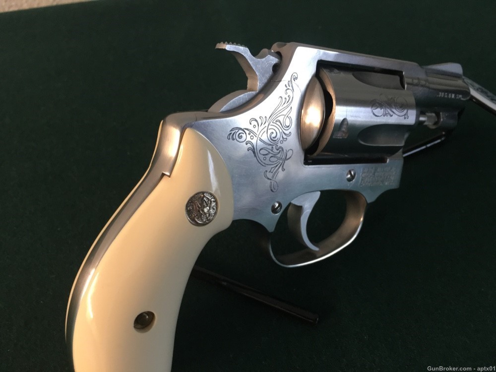 Smith and Wesson / S&W Model 60 Factory Engraved - Very Nice-img-10