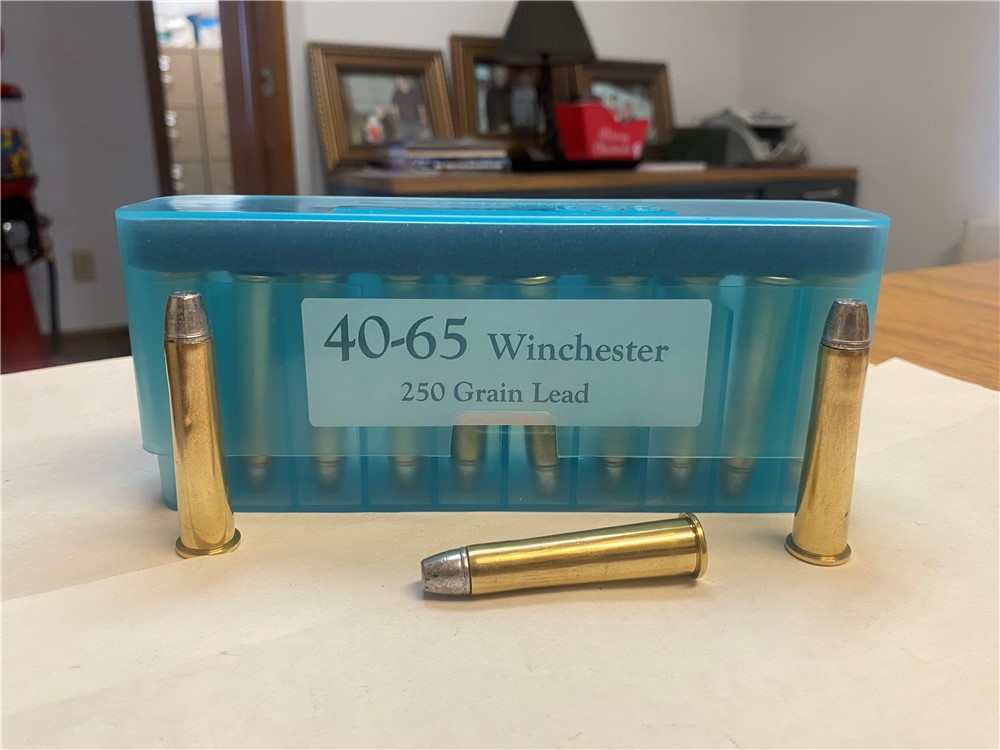 .40-65 Winchester   250 gr Flat Point Lead  40-65 WCF-img-0