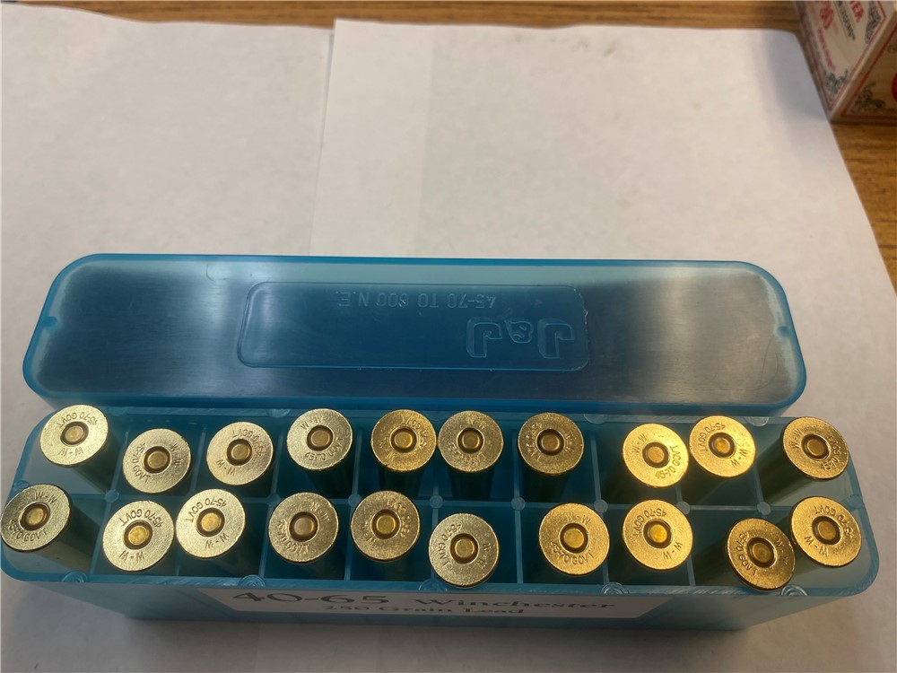 .40-65 Winchester   250 gr Flat Point Lead  40-65 WCF-img-1