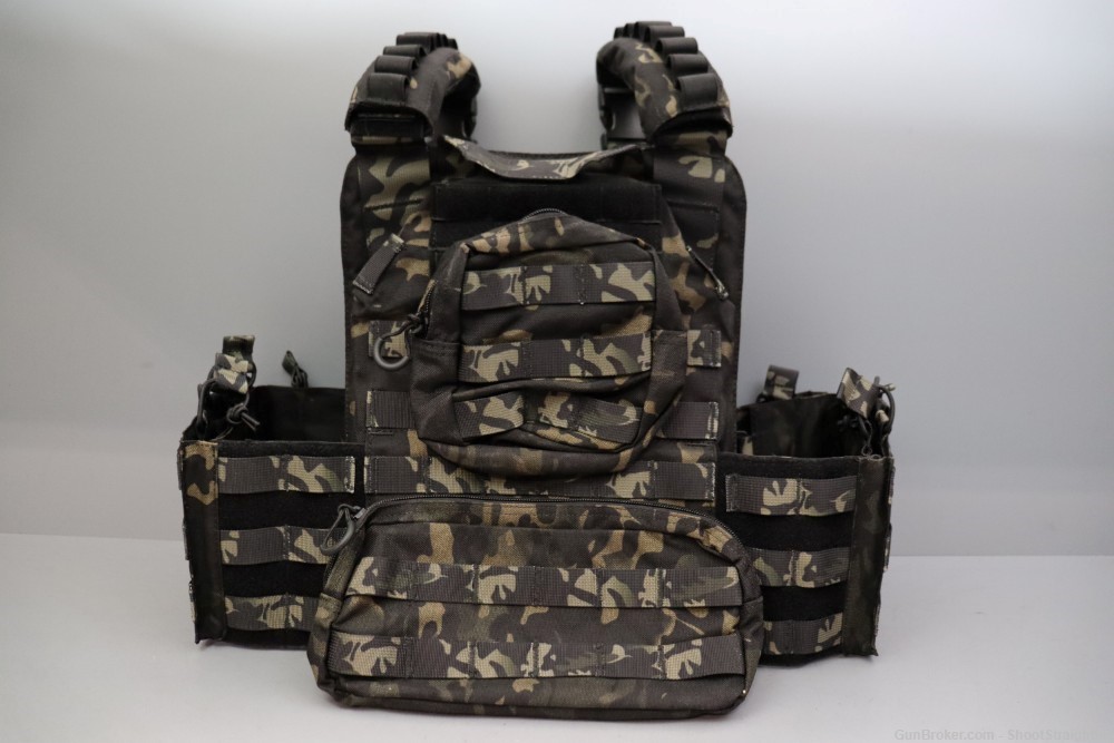 Multicam Black Plate Carrier w/ Steel lvl III Plates & Pouches-img-14
