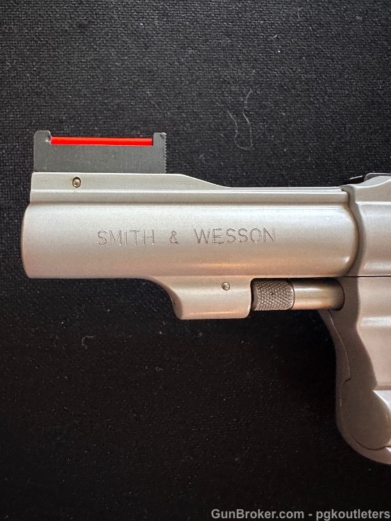 Smith & Wesson Model 317-3 Airlite 8-Shot (Kit Gun) Revolver .22lr-img-1