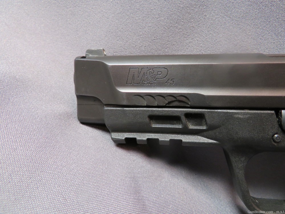 Smith & Wesson M&P 45 M2.0 .45 ACP-img-5