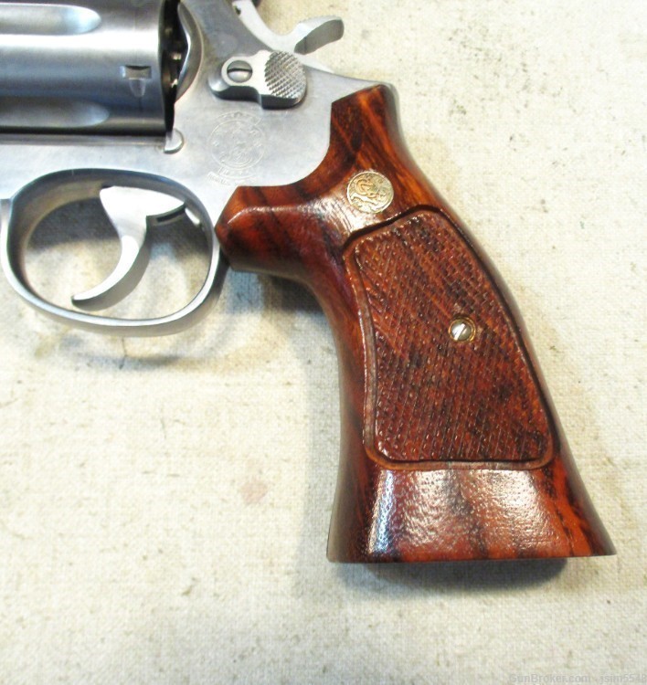 Smith & Wesson 686 DA .357MAG 6RD STS Revolver 8 3/8"  Walnut W/Scope 2X-img-7