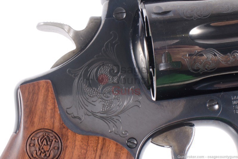 Smith & Wesson - Model 29 Blue / Engraved -img-14