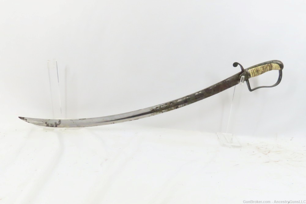 EARLY AMERICAN Officer’s Sword ETCHED BLADE w/ Leather Scabbard MILITARY Sa-img-2