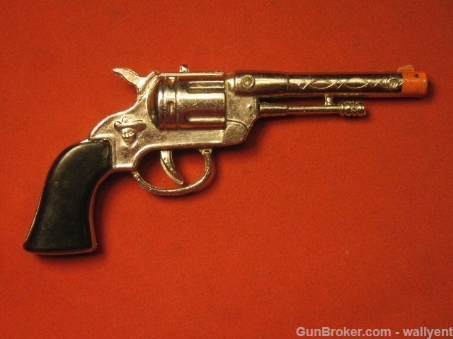 Toy Miniature Revolver Pistol Die-Cast like Marx collectable guns-img-2