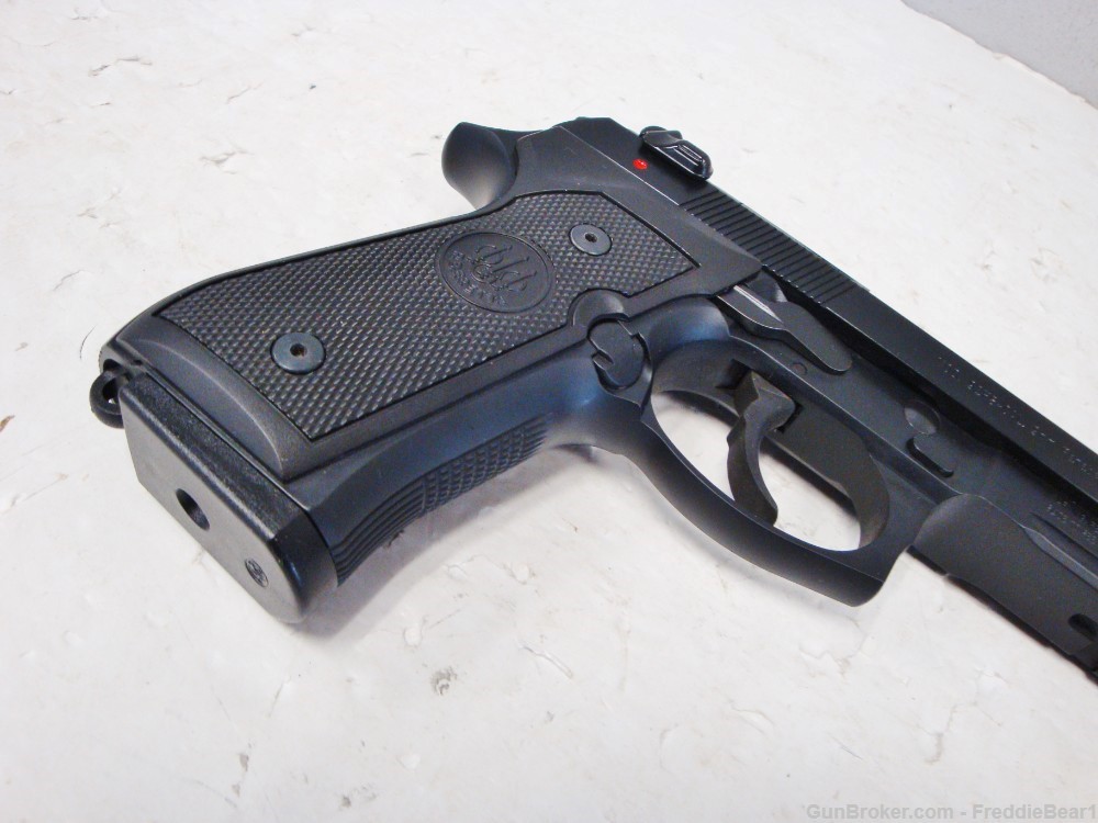 Beretta 92FS M9A1 9mm Pistol Blue Like New in Box -img-6