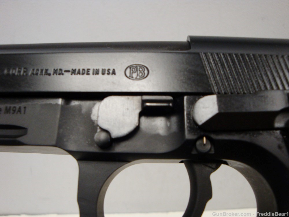 Beretta 92FS M9A1 9mm Pistol Blue Like New in Box -img-15