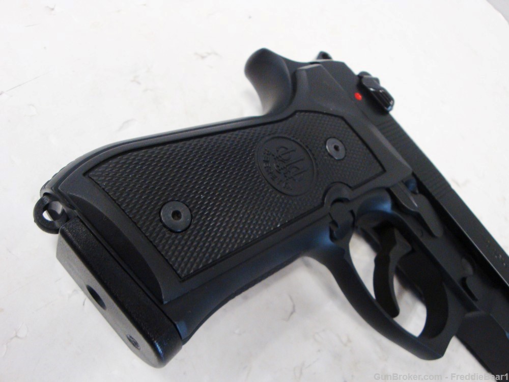 Beretta 92FS M9A1 9mm Pistol Blue Like New in Box -img-13