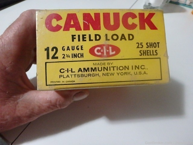 FULL 12 GA CIL CANUCK RED SHELL BOX NO 7-1/2-img-3