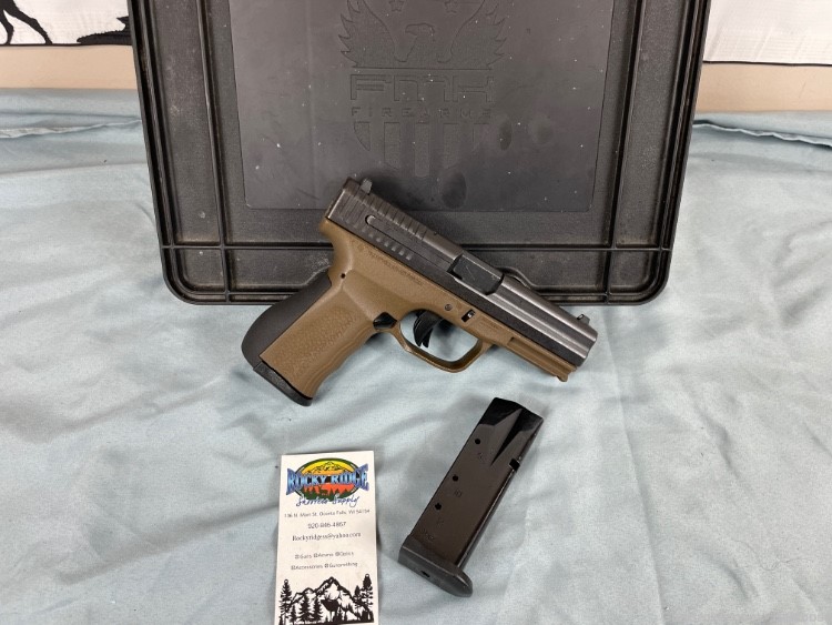 FMK Pistol Armed Forces Edition 9mm 9C1 - G2 + 2 Mags-img-6