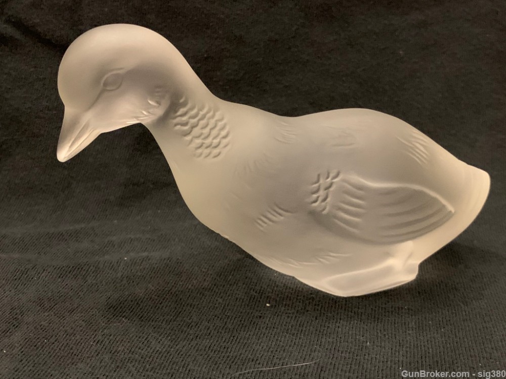 VINTAGE BACCARAT CRYSTAL FROSTED DUCK FIGURINE, SIGNED, MADE IN FRANCE-img-1
