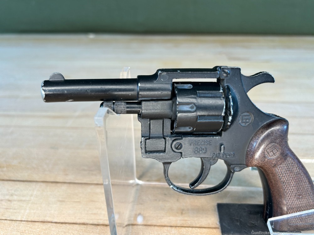 Italian Made Precise Model 880 .22 Blank Firing Starter Pistol Snub Nose -img-2
