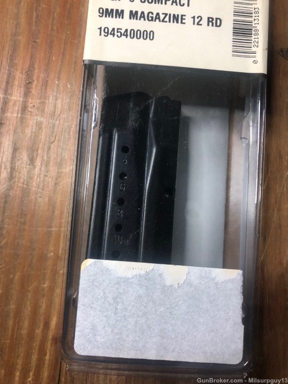 Smith and Wesson M&P 9 compact 12 rd magazine 9mm 194540000-img-2