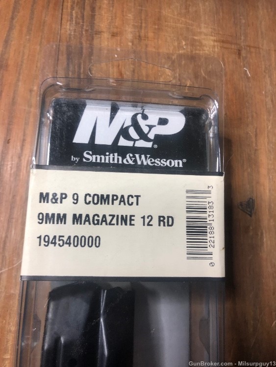 Smith and Wesson M&P 9 compact 12 rd magazine 9mm 194540000-img-1