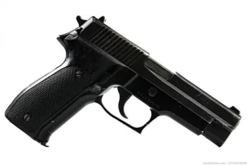 Sig Sauer P226 Black Simunition stamped MADE IN GERMANY LE Trade In-img-2