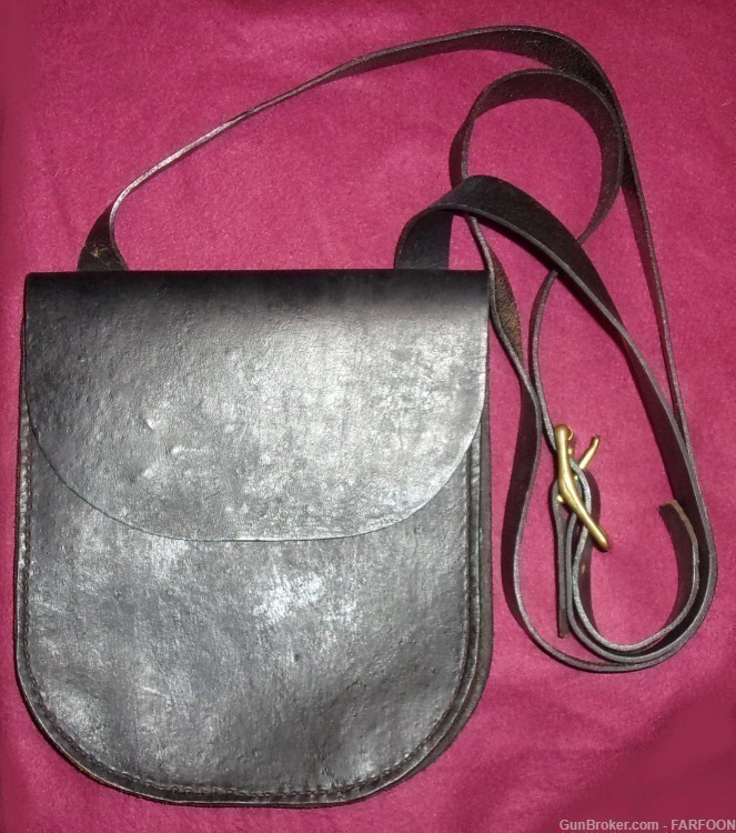 HEAVEY LEATHER POSSIBLES BAG (9"X7.5") & 60" STRAP -img-0
