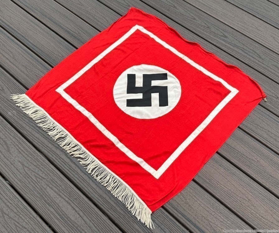 GERMAN WWII NSDAP SA POLITICAL PODIUM BANNER WITH FRINGE & CLIPS PRE-1945-img-8