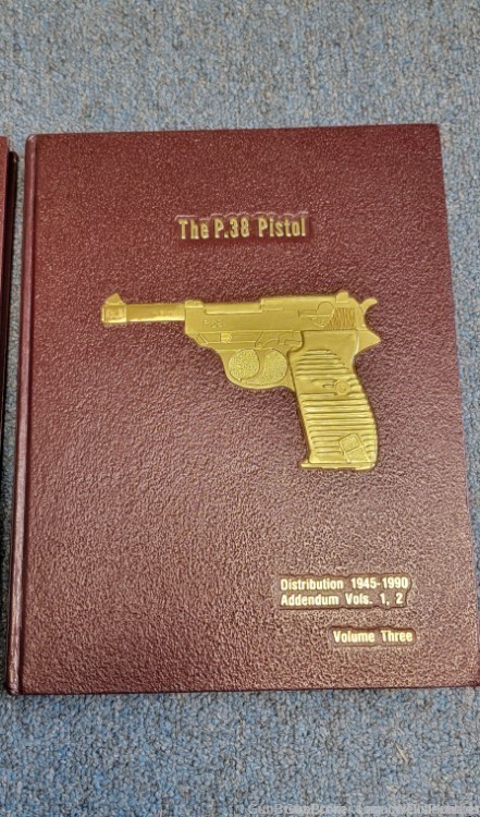 (2 TOTAL) THE P.38 PISTOL VOLUME 2 & 3 REFERENCE BOOK BY WARREN BUXTON-img-2