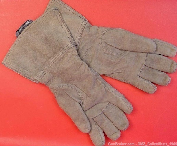 WW2 WWII German Luftwaffe Electrically Heated Suede Gloves-img-0