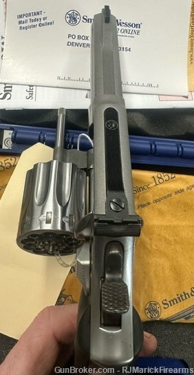 USED Smith & Wesson Model 617  10 RD 22LR -img-3