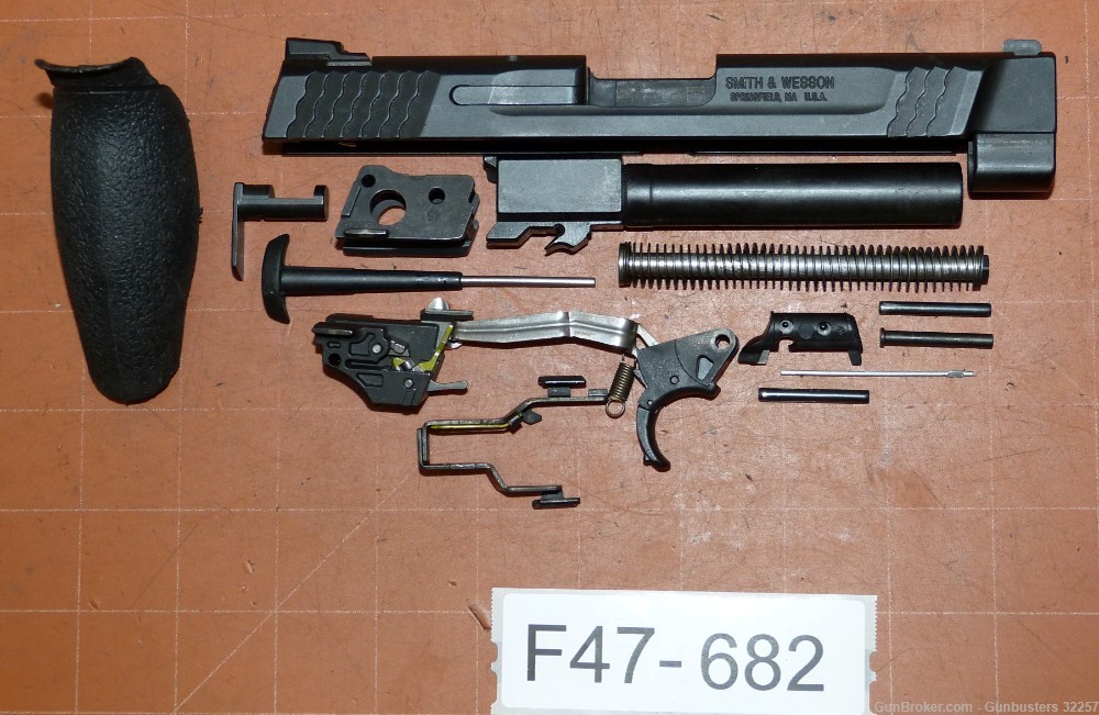 Smith & Wesson M&P .45, Repair Parts F47-682-img-0
