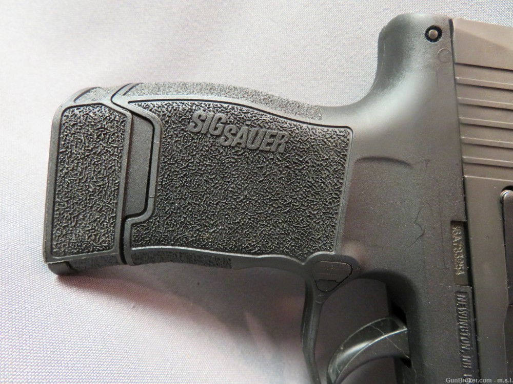 Sig Sauer P365 Sub Compact 9mm LNIB-img-6