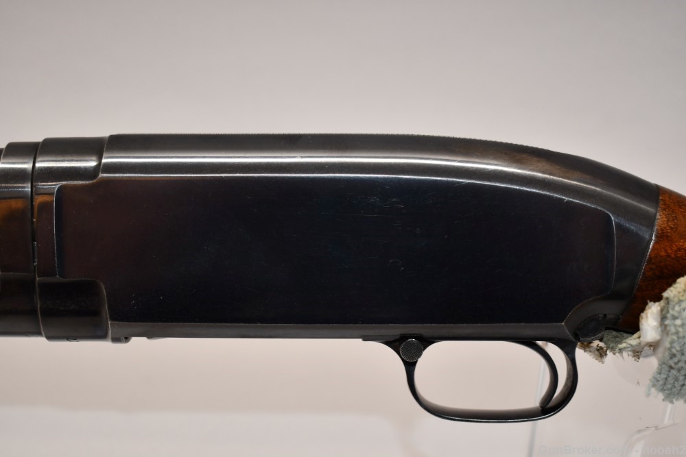 Winchester Model 12 Pump Shotgun 2 3/4" 12 G 30" Plain 1940 C&R-img-12