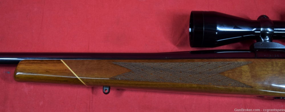 Weatherby Mark V - 300 Wby Magnum - Left Handed-img-4