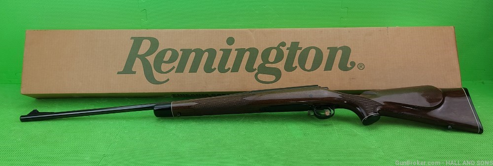 Remington 700 BDL * CUSTOM DELUXE * 25-06 Rem * ENHANCED ENGRAVING-img-3
