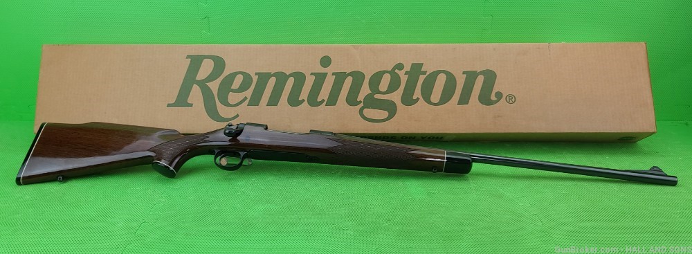 Remington 700 BDL * CUSTOM DELUXE * 25-06 Rem * ENHANCED ENGRAVING-img-1