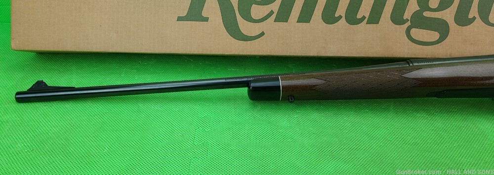 Remington 700 BDL * CUSTOM DELUXE * 25-06 Rem * ENHANCED ENGRAVING-img-49