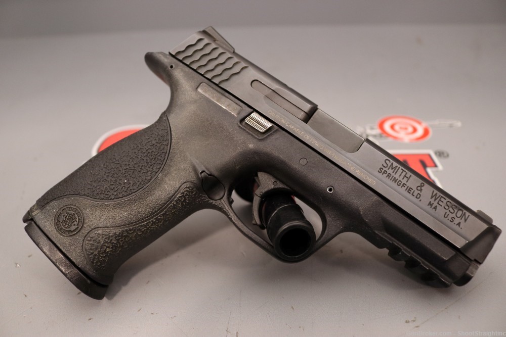 Smith & Wesson M&P40 4.25" .40 S&W -img-2