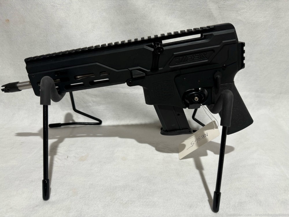 Diamondback DBX 5.7x28 Semi Auto Pistol-img-1
