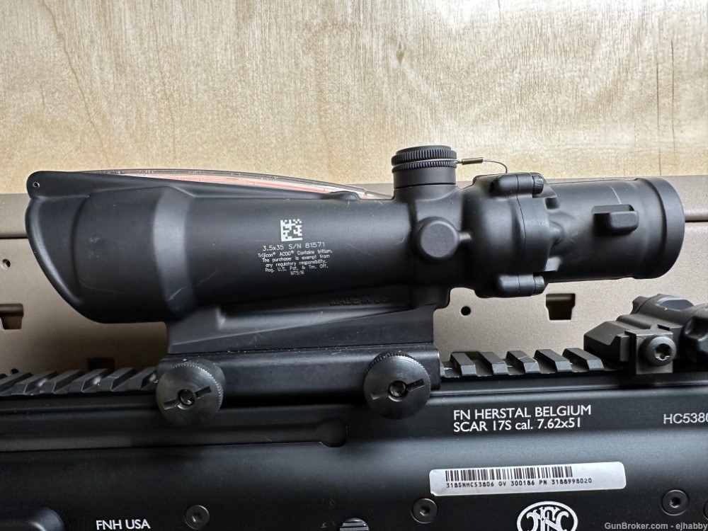 SCAR 17s, ACOG 308 ballistic scope, 6 FN magazines, custom hard case.-img-3