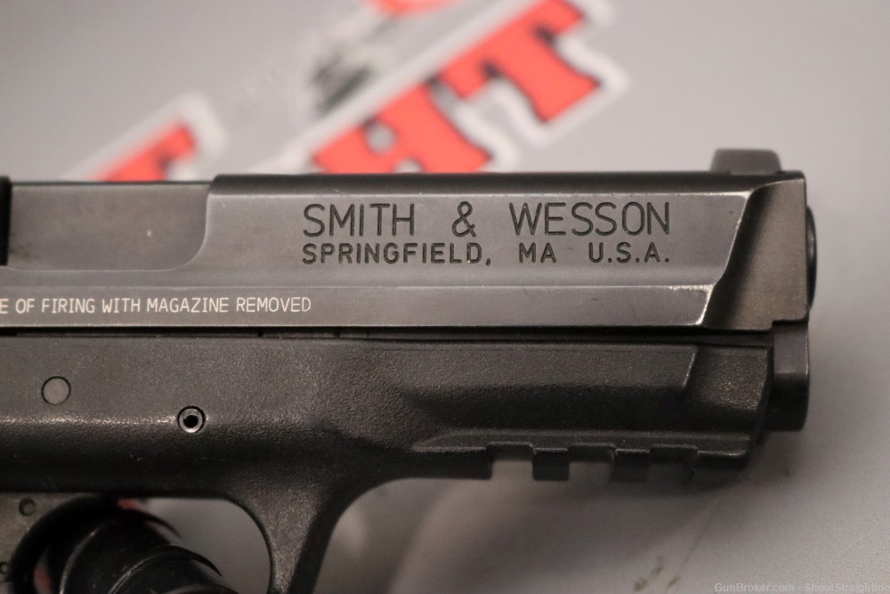 Smith & Wesson M&P40 4.25" .40S&W -img-8