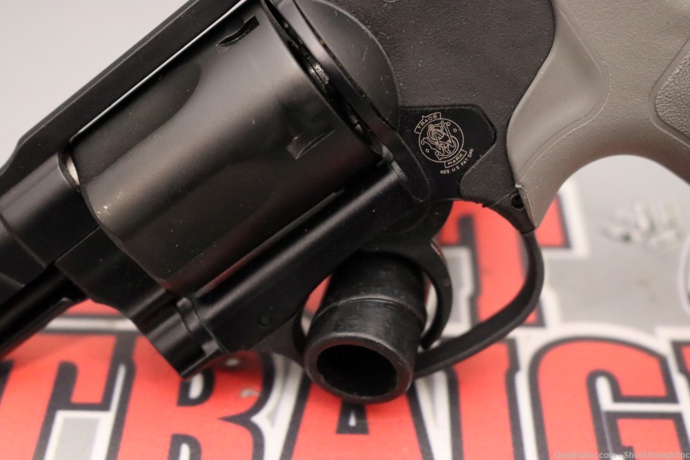 Smith & Wesson Bodyguard 38 1.875"bbl .38 SPL+P-img-9