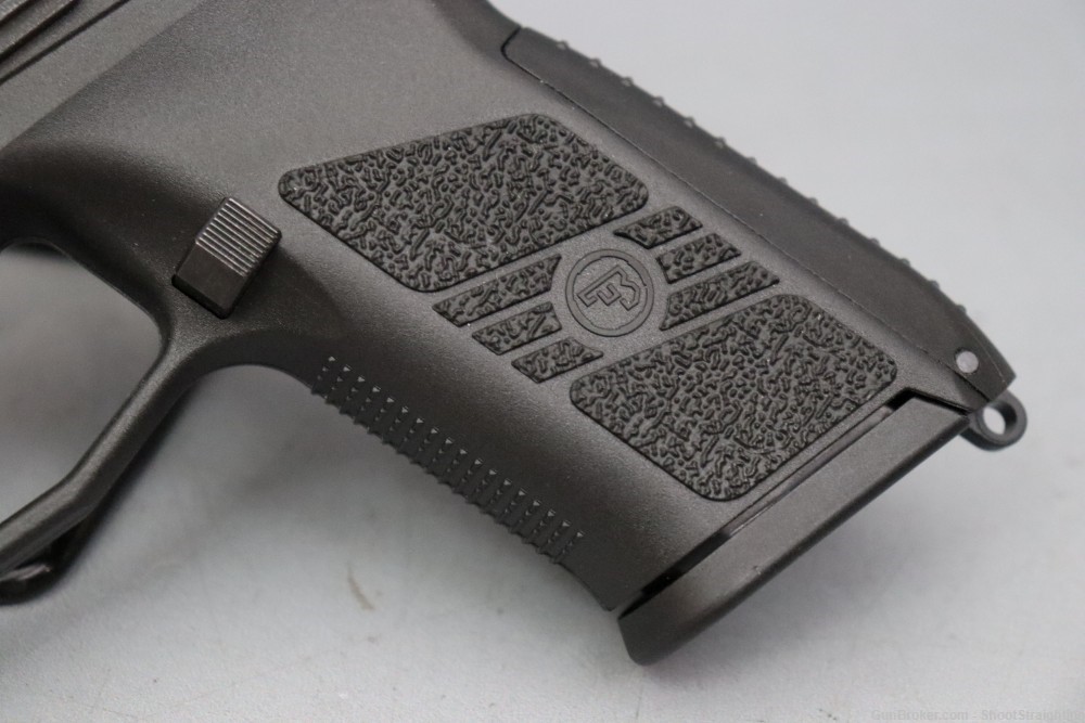 CZ P-07 9mm 3.75" w/case-img-8