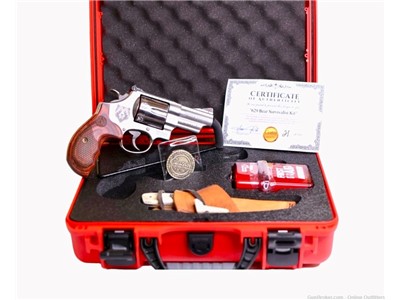 Smith & Wesson 629 Deluxe Bear Survivalist Kit 44 Mag 3" 6rd SS 1 of 100