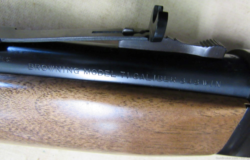 MINT IN BOX Browning Model 71 Carbine .348 Lever Action Rifle s# 50 .01 NR-img-9