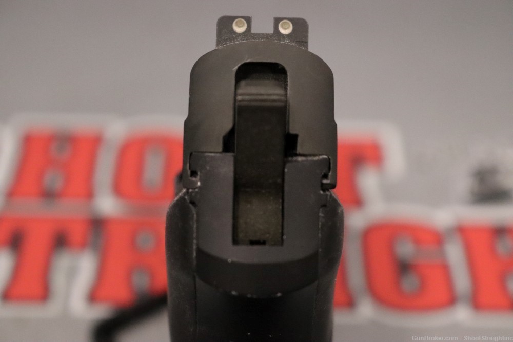 SIG Sauer P239 9mm 3.6" w/ Hogue Grips-img-13